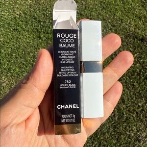 CHANEL Lip Balm lipstick Rouge Coco Baume Shade 752 Honey Bliss NIB Chanel